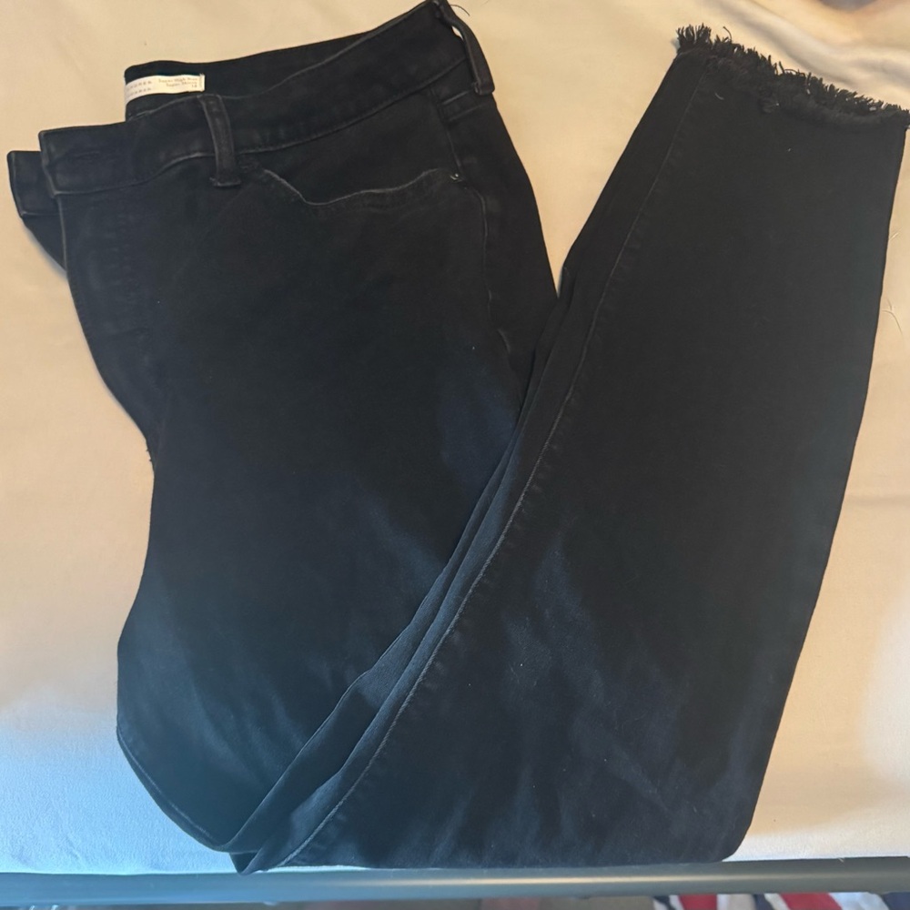 •LAUREN CONRAD• HIGH WAISTED BLACK SKINNY JEANS. Great like new condition